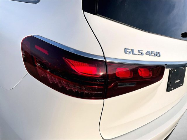 New 2026 Mercedes-Benz GLS 450 4MATIC image 27