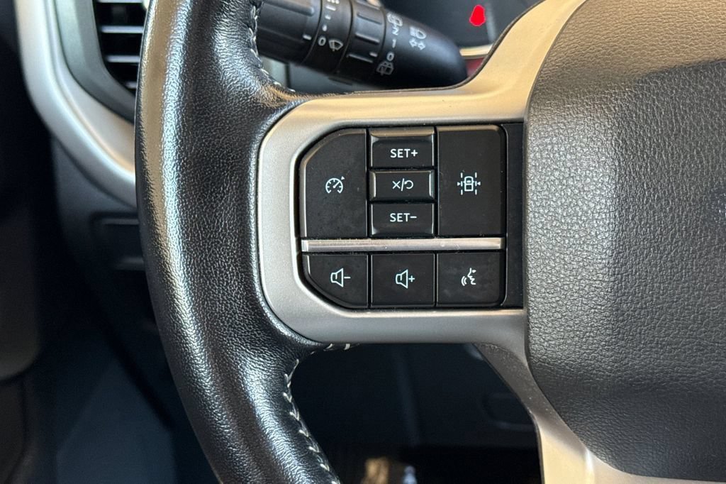 Used 2024 Ford Expedition XLT AWD/4WD image 28
