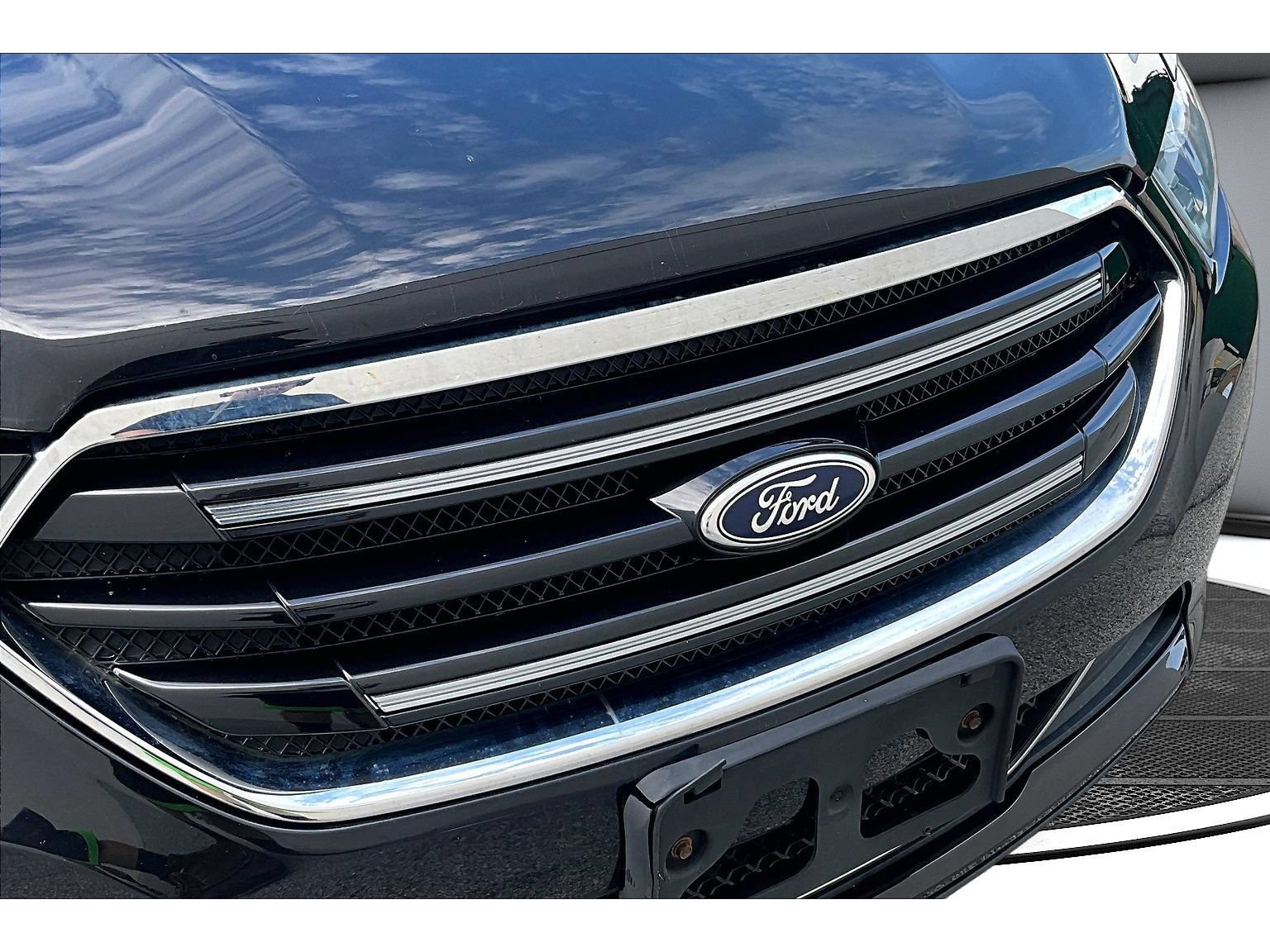 Used 2013 Ford Taurus Limited FWD image 54