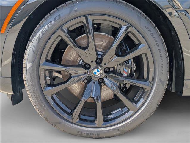 New 2026 BMW X7 M60i w/ M Sport Professional Package image 10