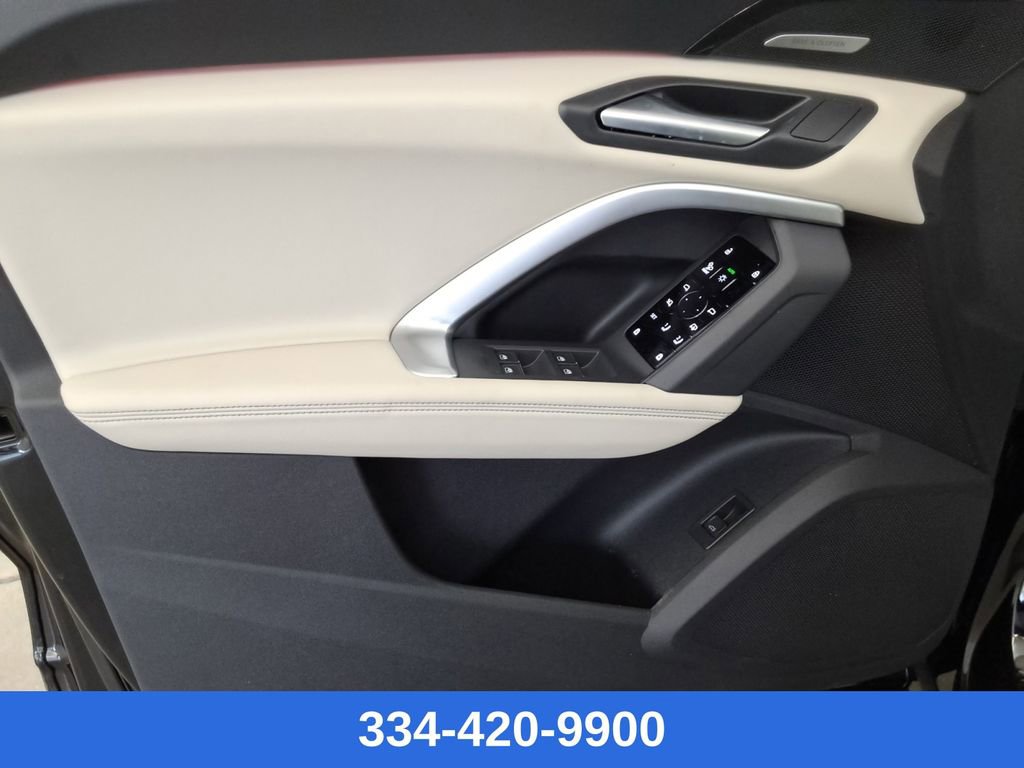 New 2025 Audi Q5 Premium Plus image 18