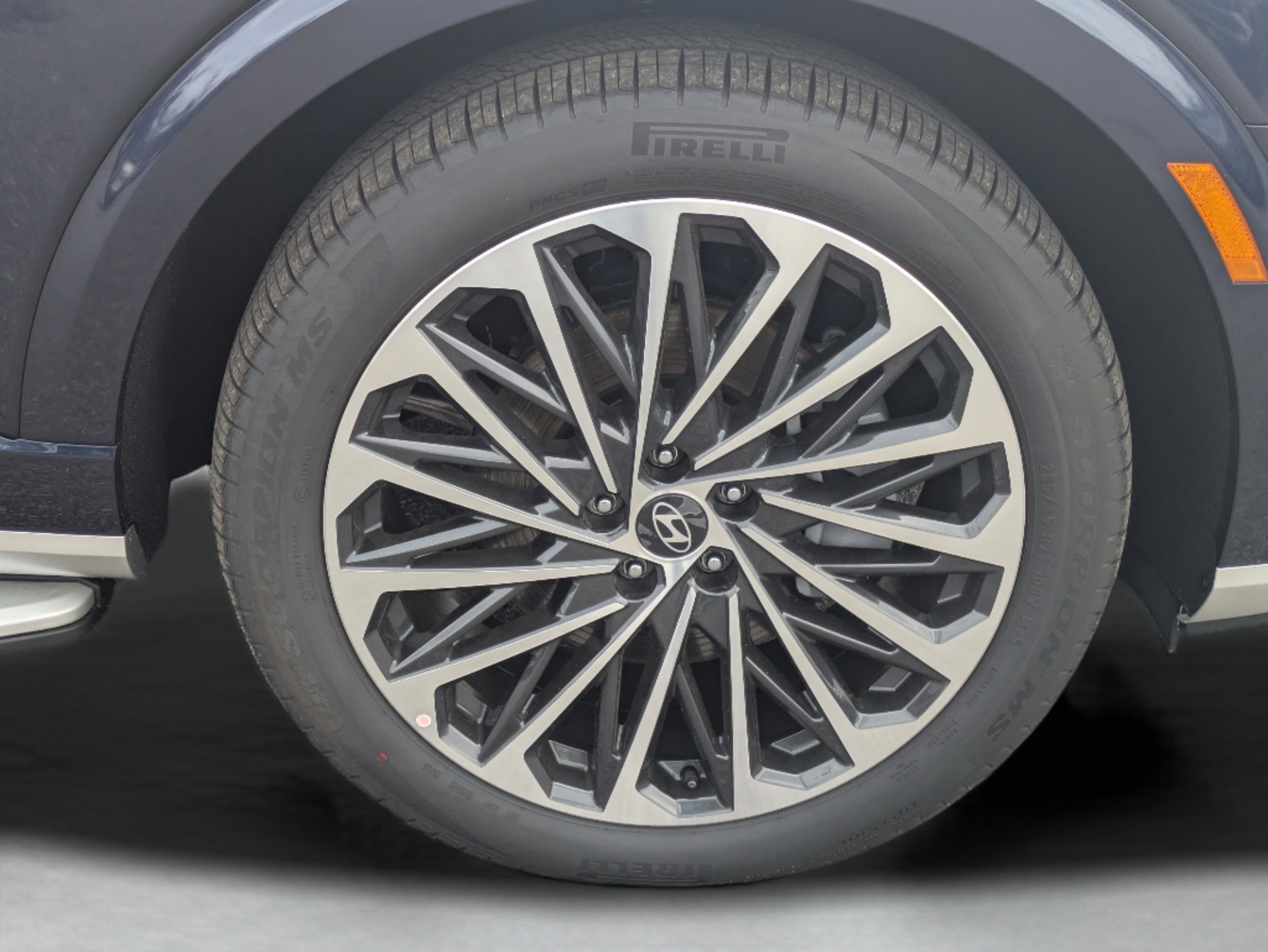 New 2026 Hyundai Palisade Calligraphy FWD image 27