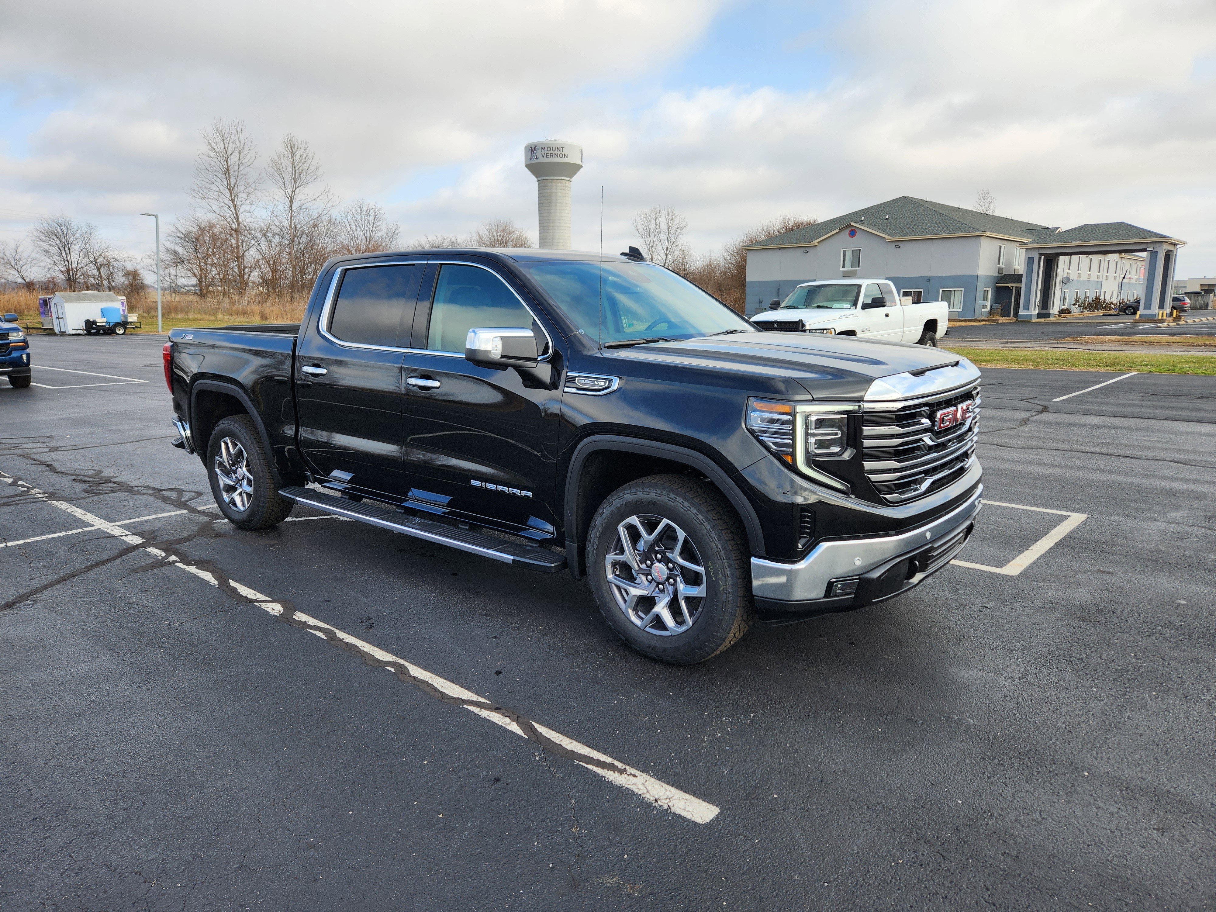 New 2026 GMC Sierra 1500 SLT w/ SLT Premium Plus Package image 5