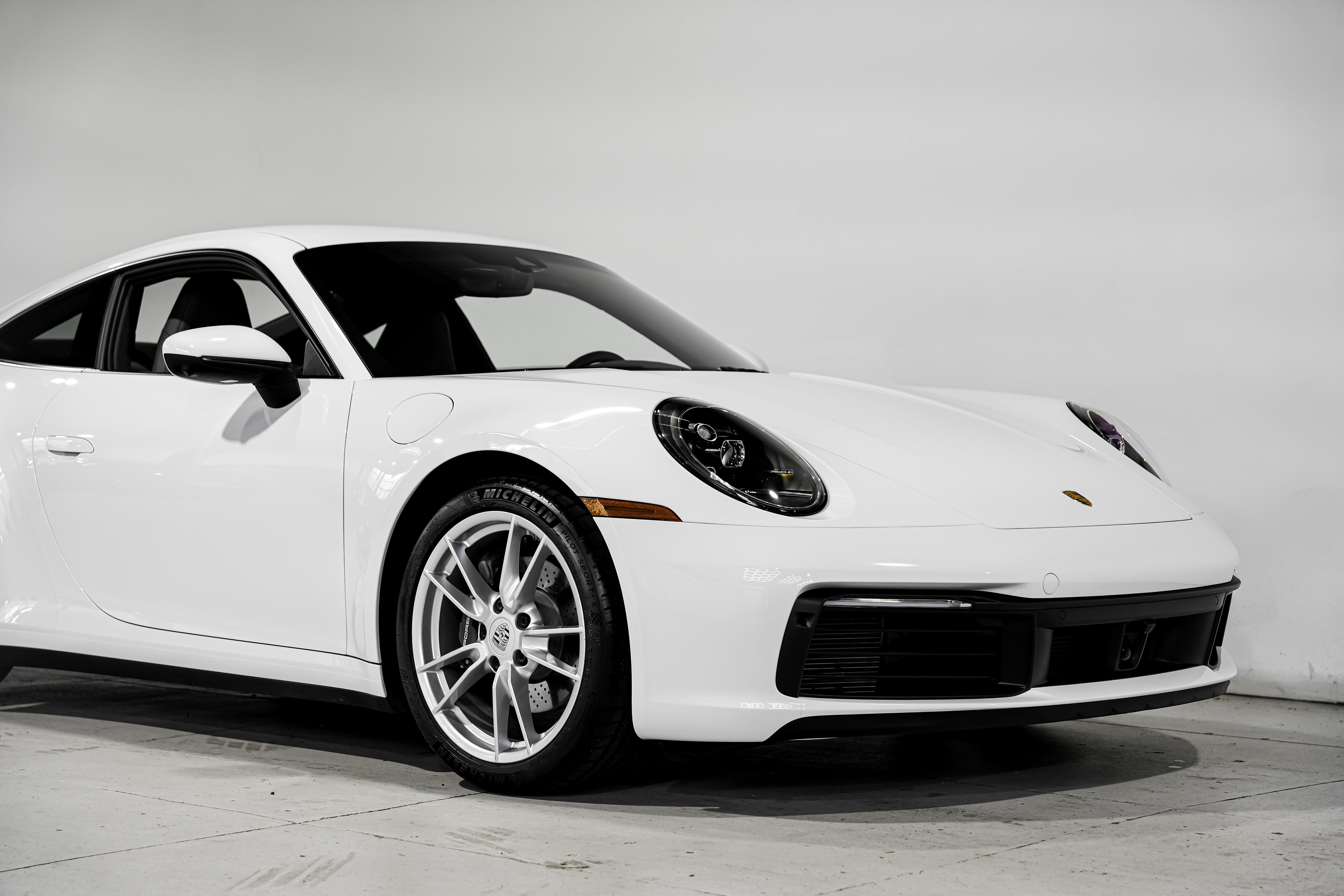 Used 2023 Porsche 911 Carrera w/ Premium Package image 42