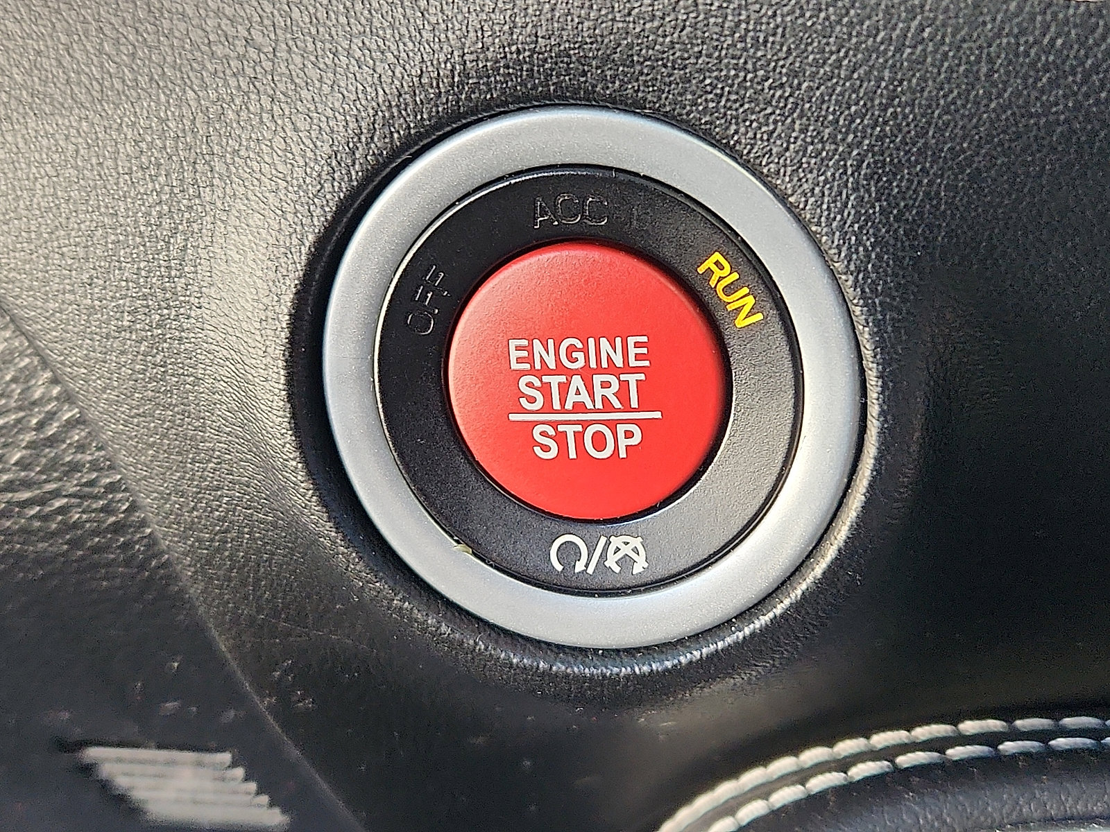 Used 2020 Dodge Challenger SRT Hellcat Redeye image 23