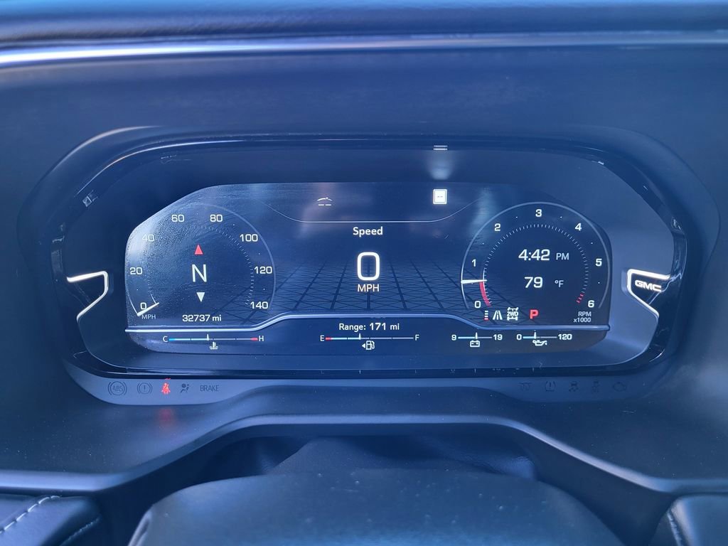 Used 2023 GMC Yukon XL Denali Ultimate image 12