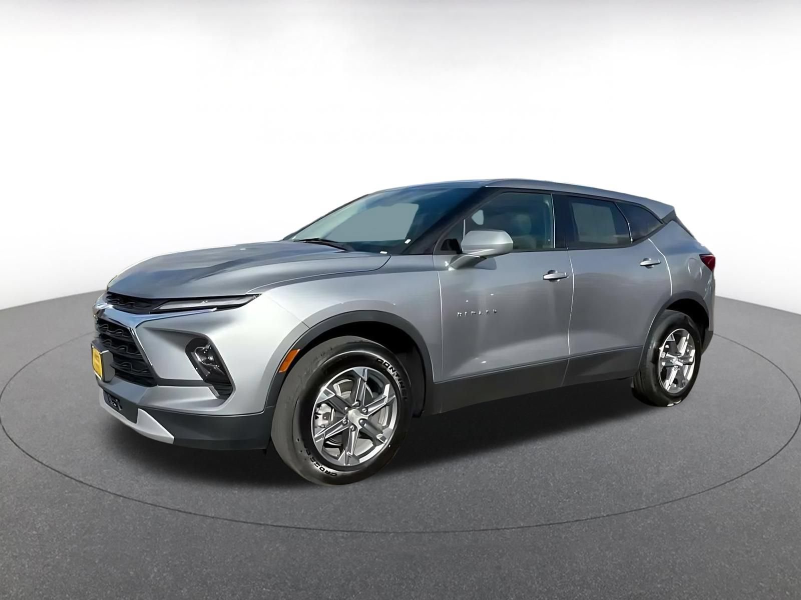 Used 2025 Chevrolet Blazer LT FWD image 7