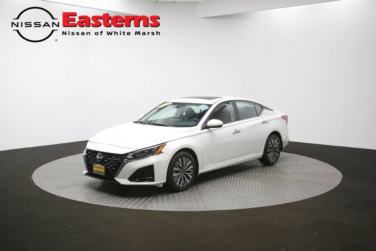 Used 2024 Nissan Altima 2.5 SV w/ SV Premium Package AWD/4WD image 55