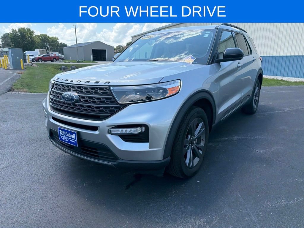 Certified 2022 Ford Explorer XLT w/ Equipment Group 202A AWD/4WD image 8