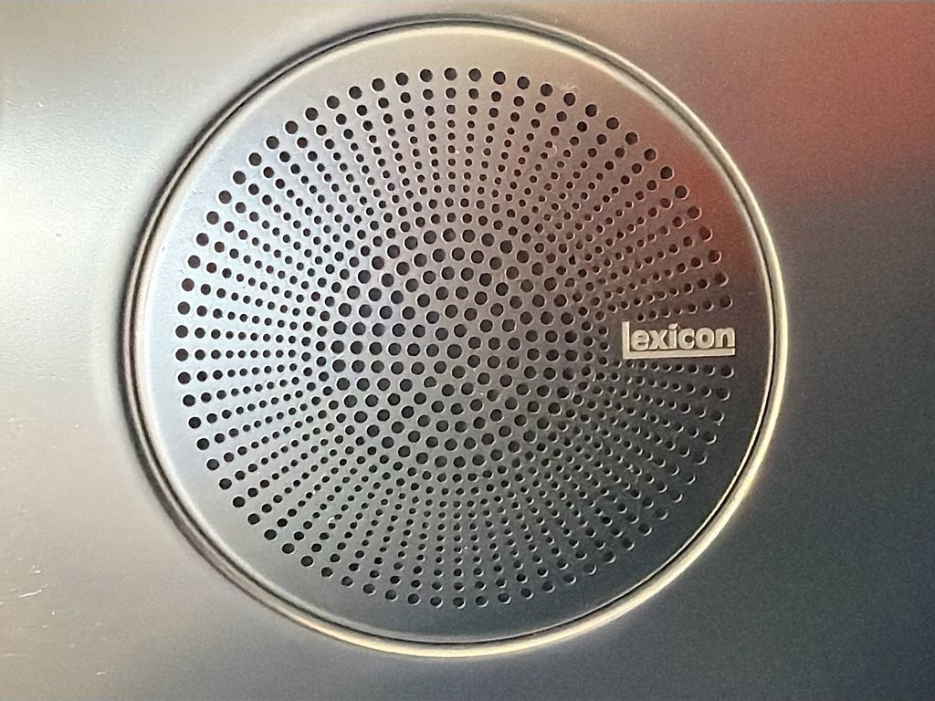 Used 2021 Genesis G70 3.3T w/ Sport Package image 21