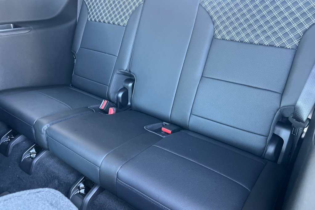 New 2026 GMC Acadia Denali w/ Super Cruise Package image 12