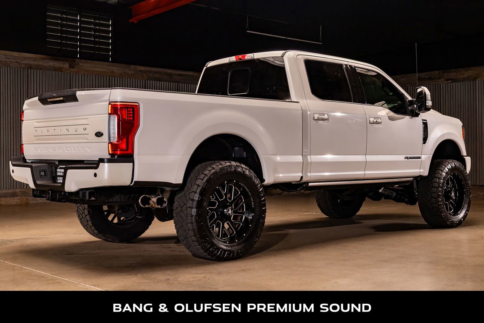 Used 2019 Ford F250 Platinum w/ Platinum Ultimate Package image 9