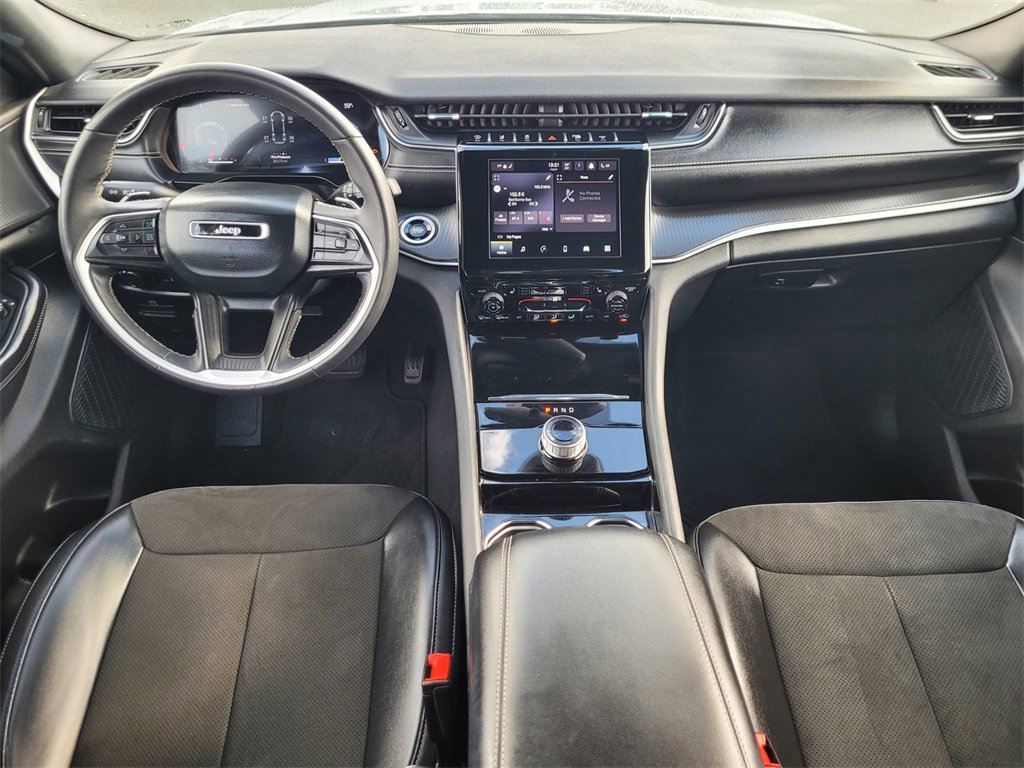 Used 2023 Jeep Grand Cherokee L Laredo image 14