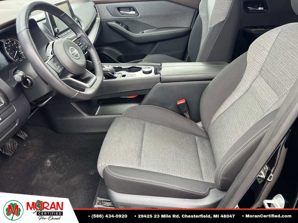 Used 2021 Nissan Rogue SV AWD/4WD image 16