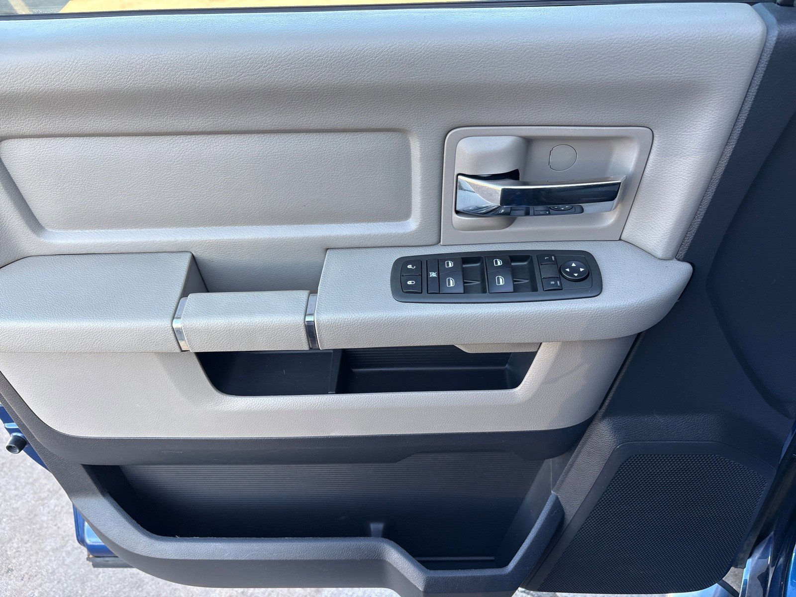 Used 2010 Dodge Ram 1500 Truck SLT w/ Big Horn Regional Pkg image 14