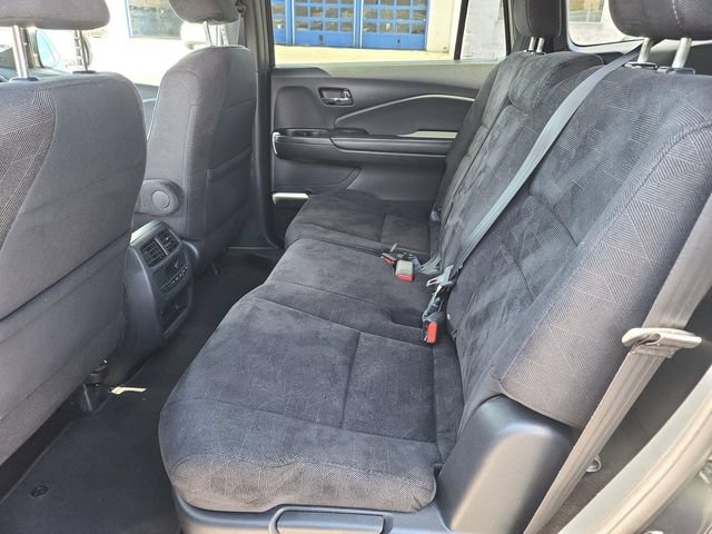 Used 2022 Honda Pilot Sport image 13