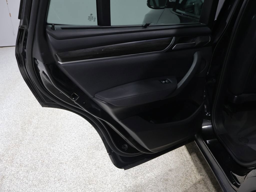 Used 2017 BMW X3 xDrive28i image 18