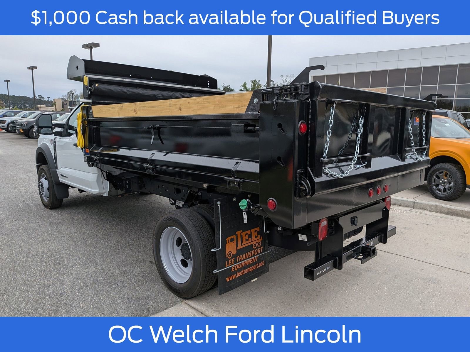 New 2026 Ford F550 4x4 Regular Cab Super Duty w/ XL Chrome Package image 4