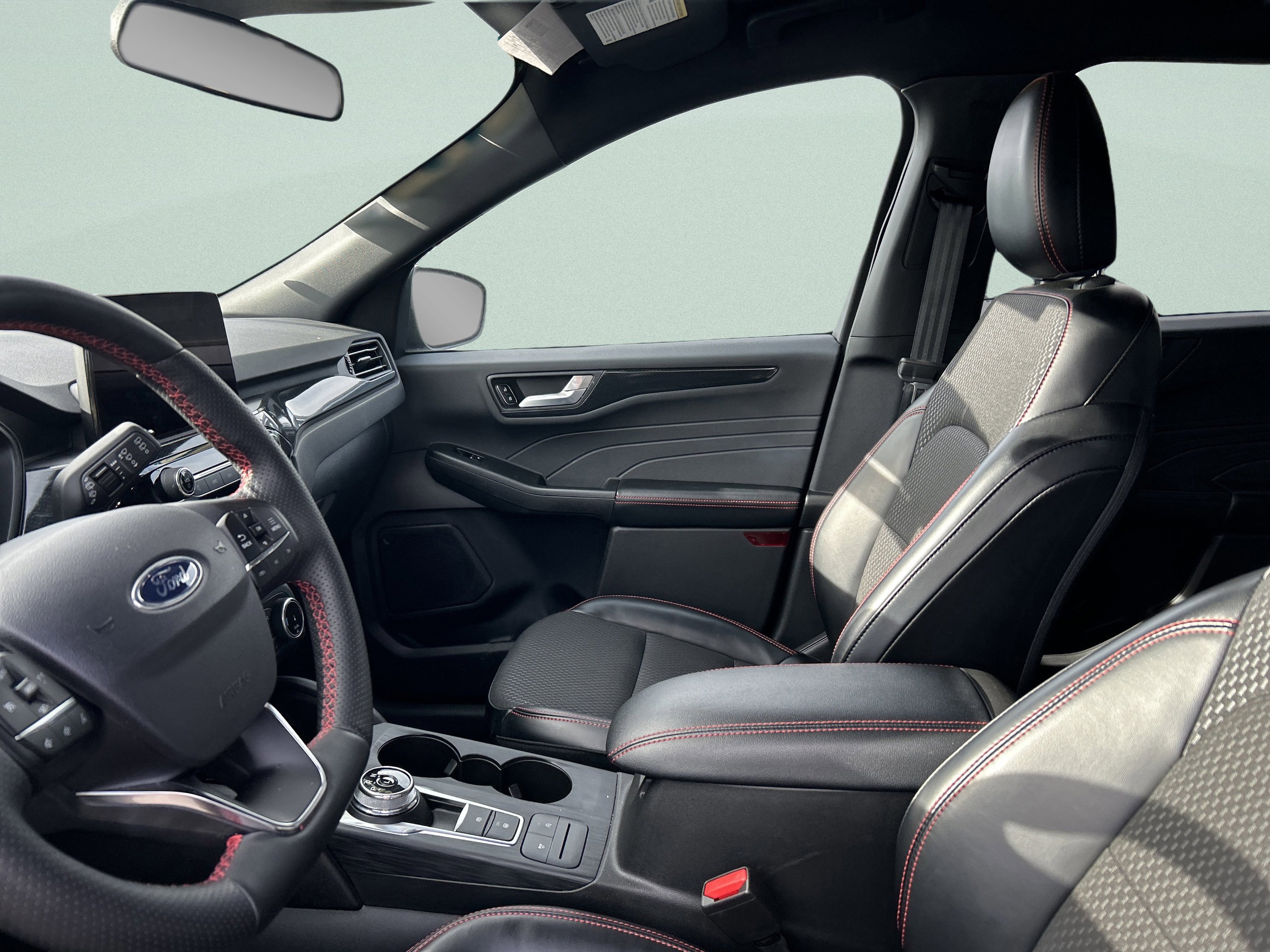 Used 2024 Ford Escape ST-Line image 26