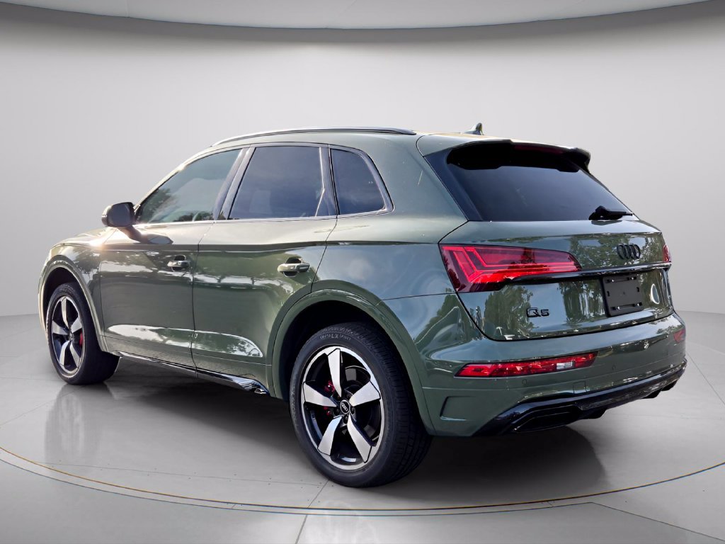 Used 2024 Audi Q5 2.0T Premium Plus w/ Premium Plus Package AWD/4WD image 9