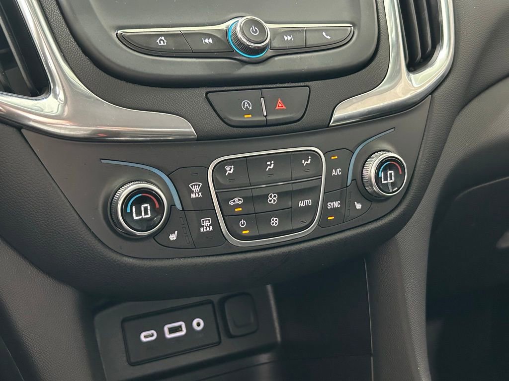 Used 2022 Chevrolet Equinox LT image 21