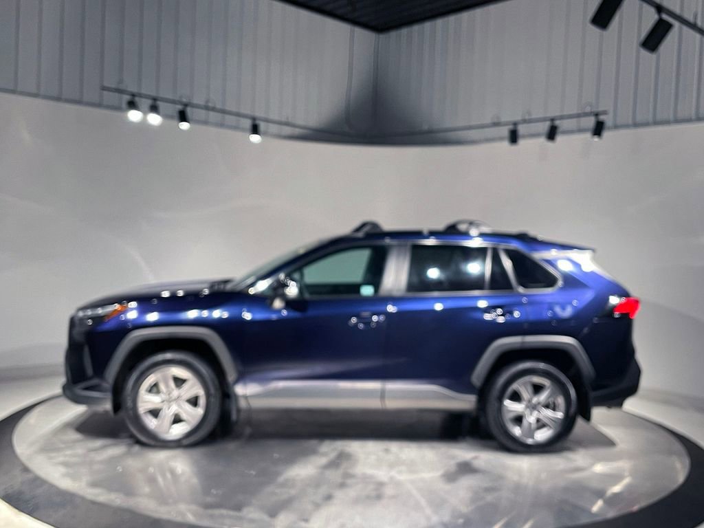 Used 2023 Toyota RAV4 XLE image 16