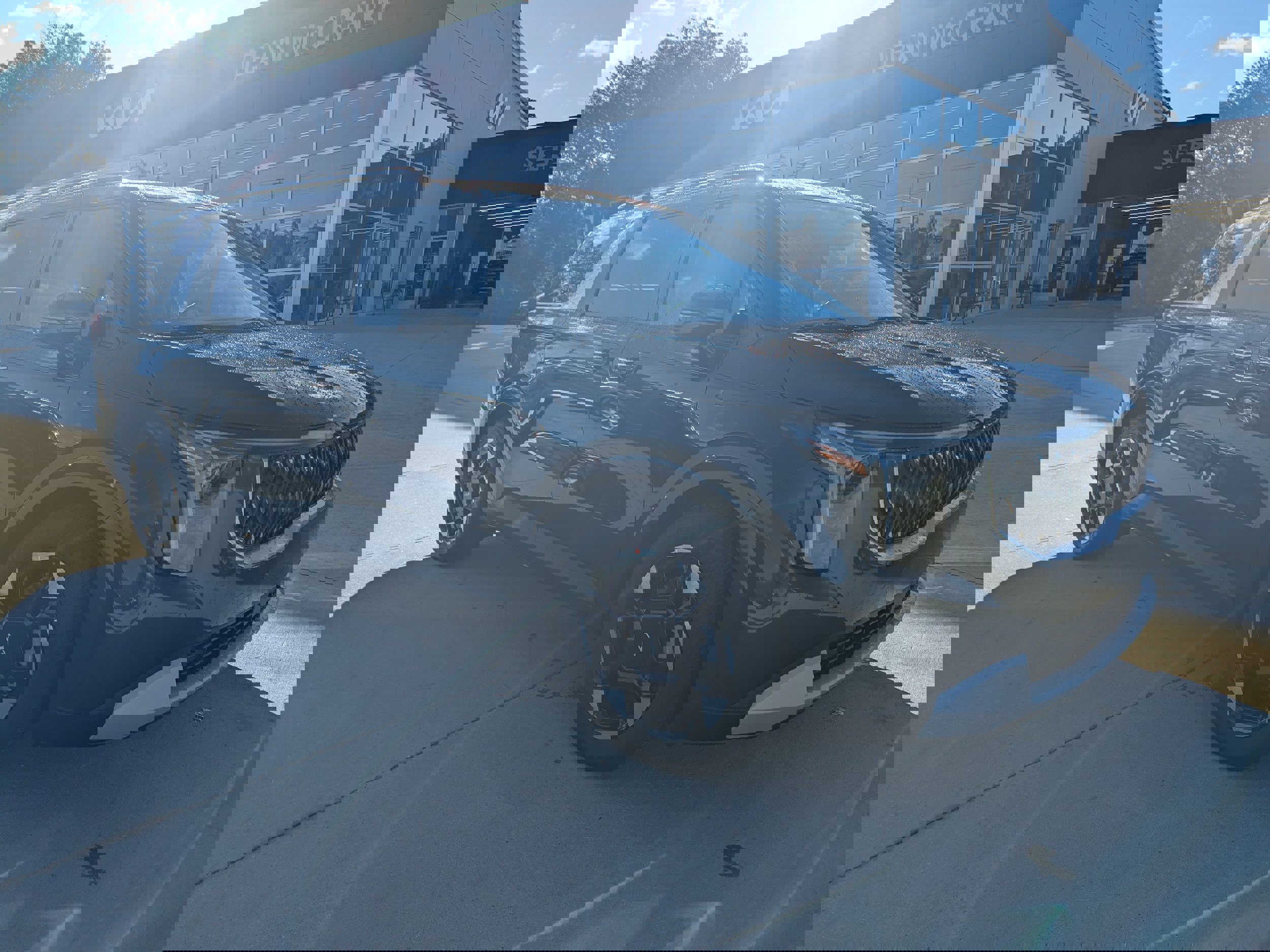 New 2026 Kia Carnival EX image 1