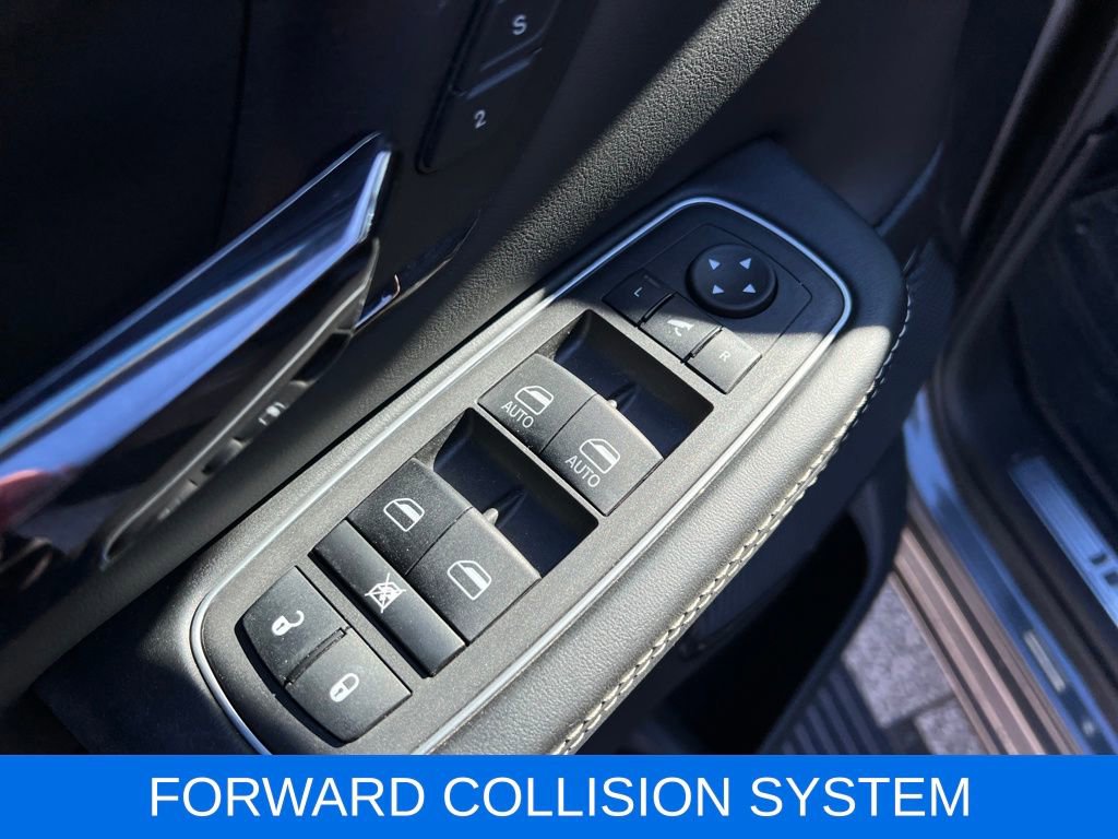 Used 2023 RAM 1500 Limited w/ Body Color Bumper Group image 18