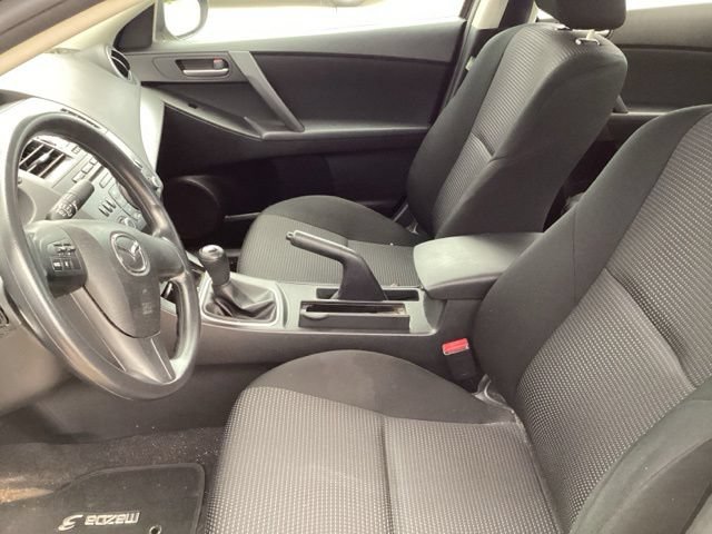 Used 2013 MAZDA MAZDA3 i SV FWD image 22