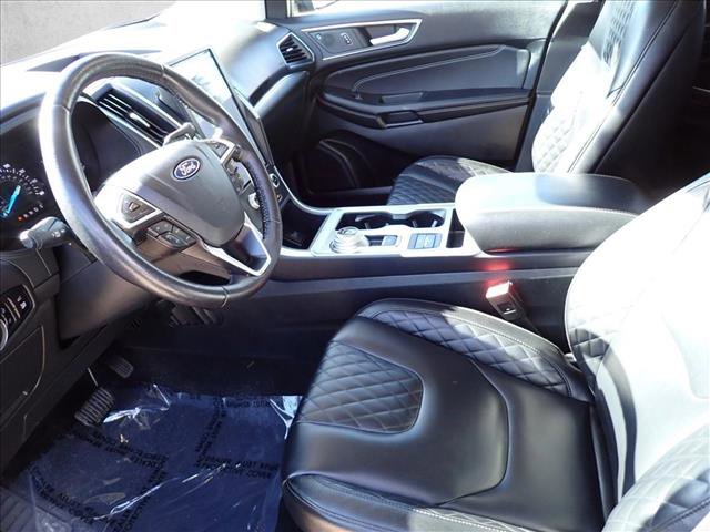 Certified 2024 Ford Edge Titanium image 11