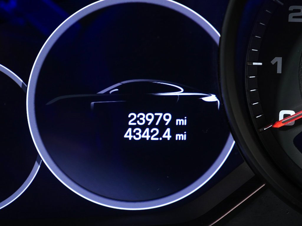 Certified 2022 Porsche Panamera 4 image 12