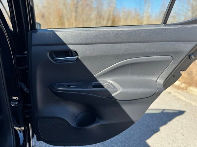 Used 2025 Nissan Versa SV image 14