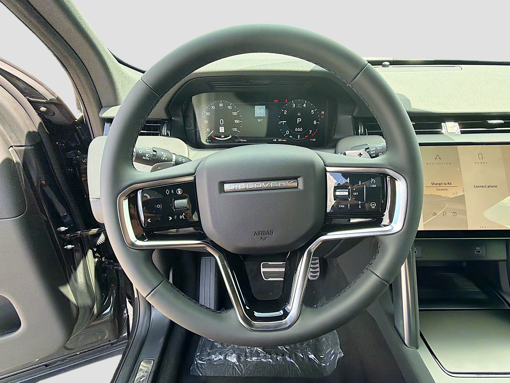 New 2026 Land Rover Discovery Sport Landmark AWD/4WD image 40