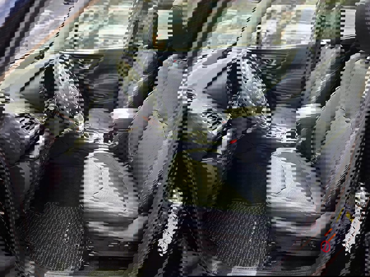 Used 2019 Subaru Forester Touring w/ Popular Package #3 image 23