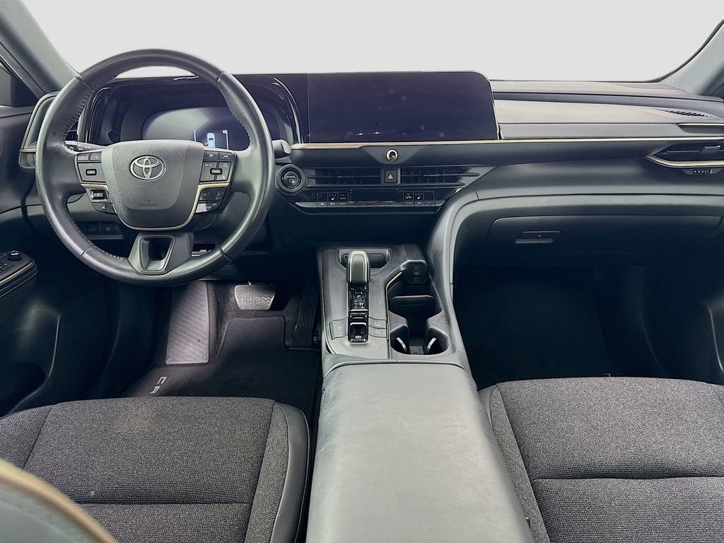Used 2023 Toyota Crown XLE image 36