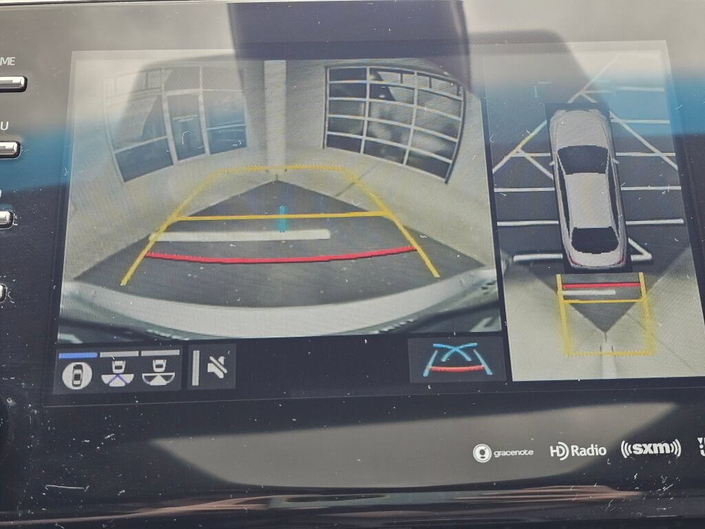 Used 2020 Toyota Avalon Limited w/ Advanced Safety Package FWD image 23