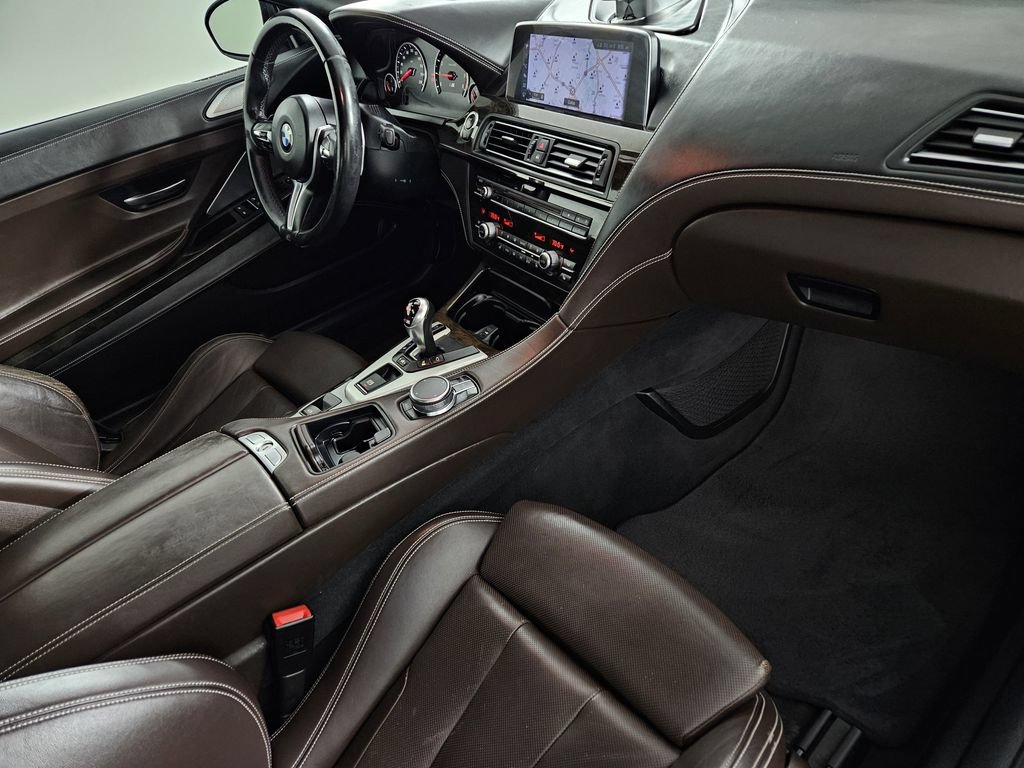 Used 2017 BMW M6 Convertible RWD image 31