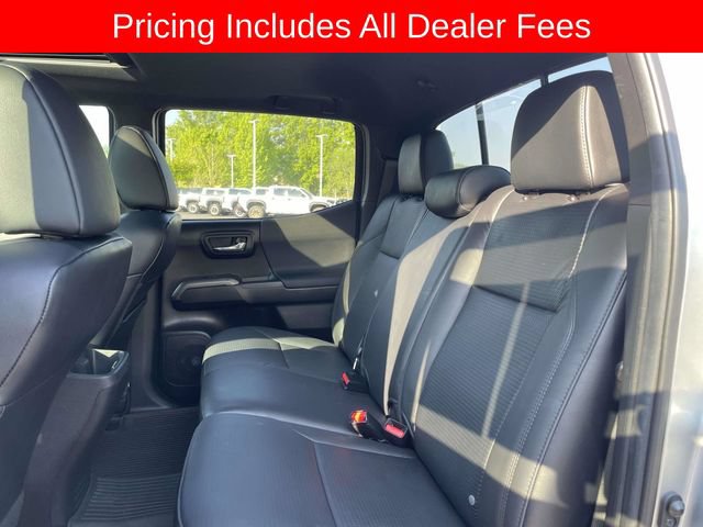 Certified 2022 Toyota Tacoma TRD Off-Road w/ TRD Premium Off Road Package AWD/4WD image 16