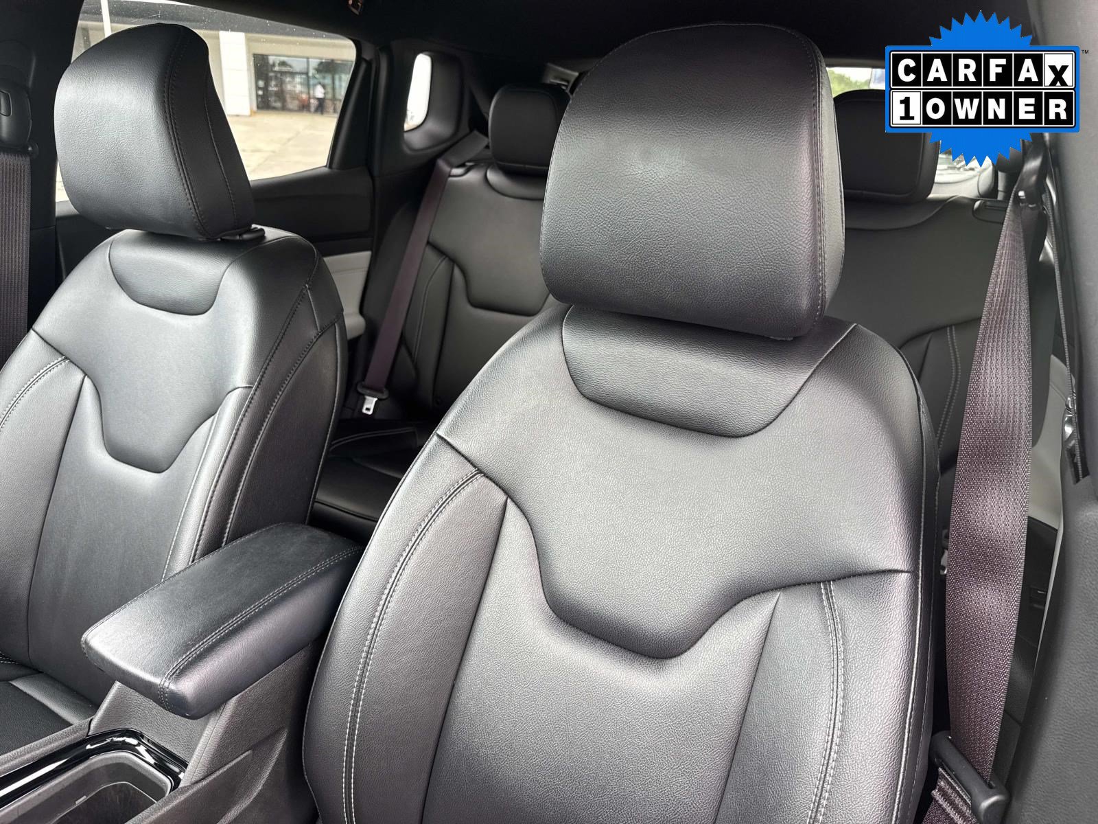 Used 2025 Jeep Compass Limited AWD/4WD image 23