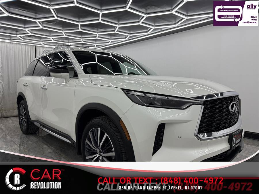 Used 2023 INFINITI QX60 Sensory w/ Cargo Package image 1