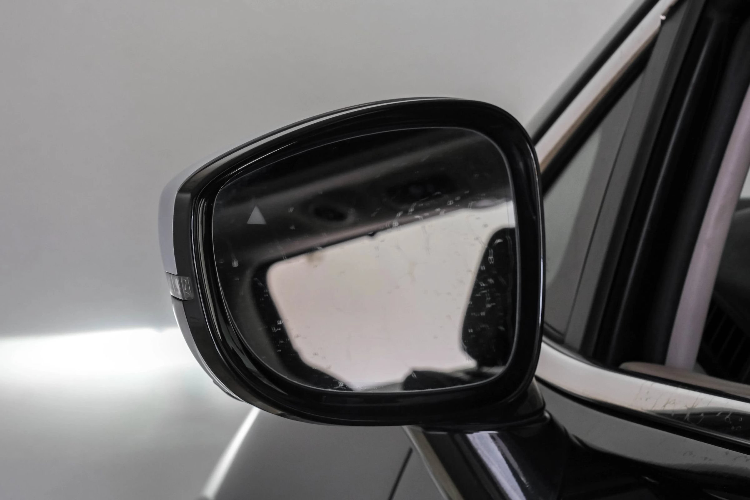 Used 2022 Chrysler Pacifica Limited FWD image 33