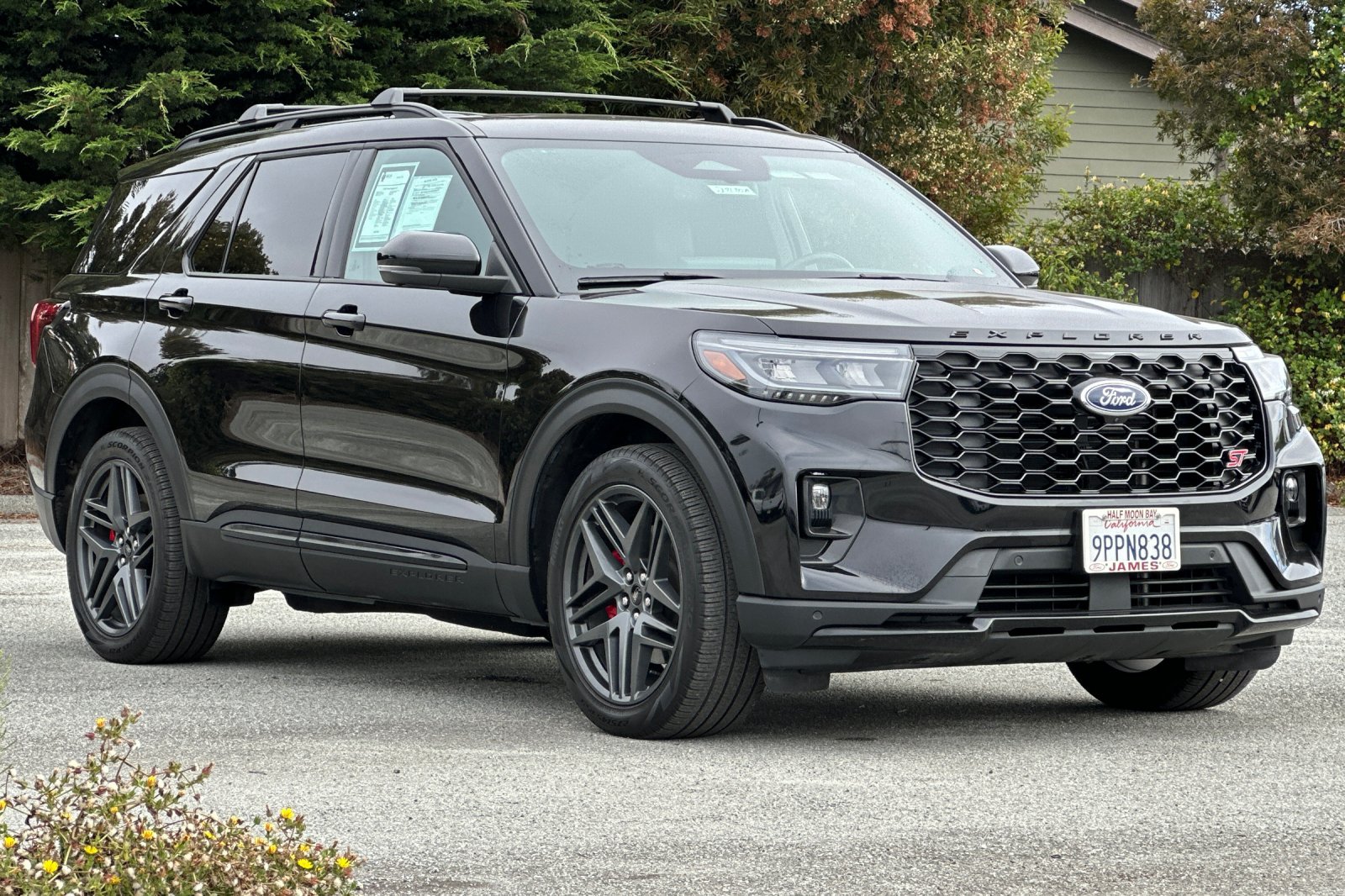Used 2025 Ford Explorer ST AWD/4WD image 7