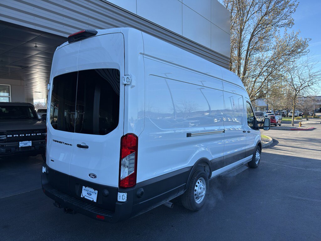New 2026 Ford Transit 350 148 High Roof AWD image 4