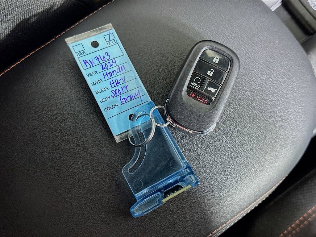 Used 2024 Honda HR-V Sport image 32
