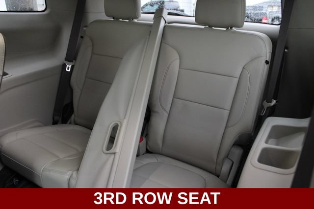 Used 2017 GMC Acadia Denali w/ Technology Package FWD image 9