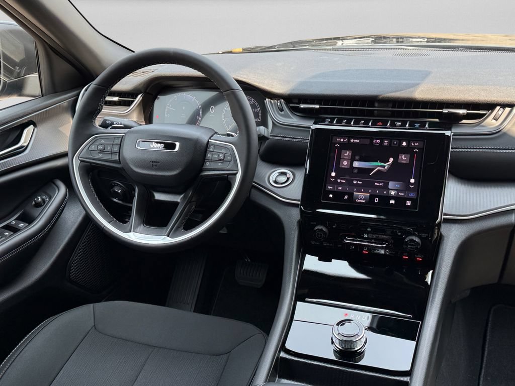 New 2026 Jeep Grand Cherokee Laredo X AWD/4WD image 21