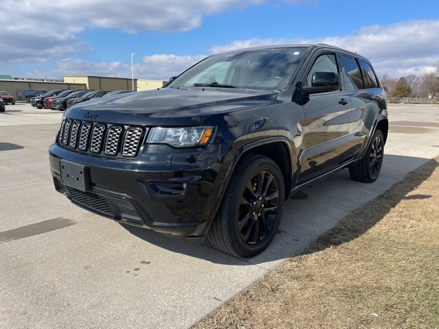 Used 2021 Jeep Grand Cherokee Laredo X image 7