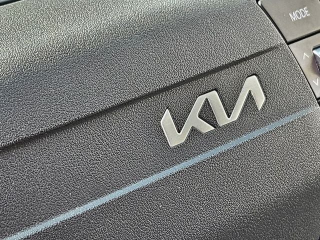 Used 2025 Kia K4 EX FWD image 40