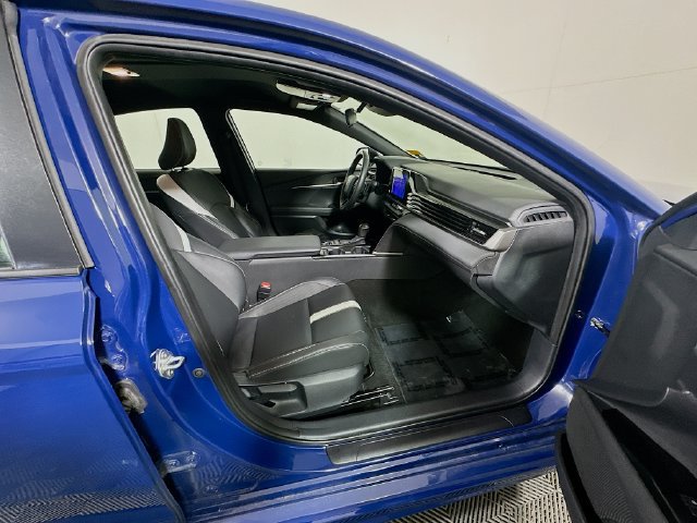 Certified 2025 Toyota Camry SE FWD image 28