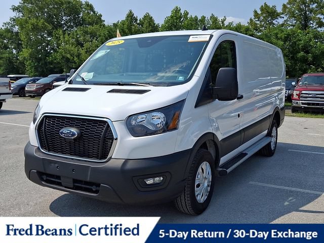 Certified 2025 Ford Transit 250 Low Roof w/ Exterior Upgrade Package RWD image 4